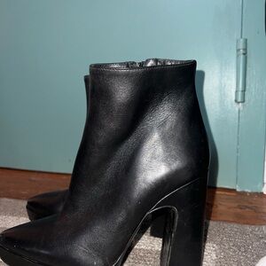MIMOSA Black Ankle Boots